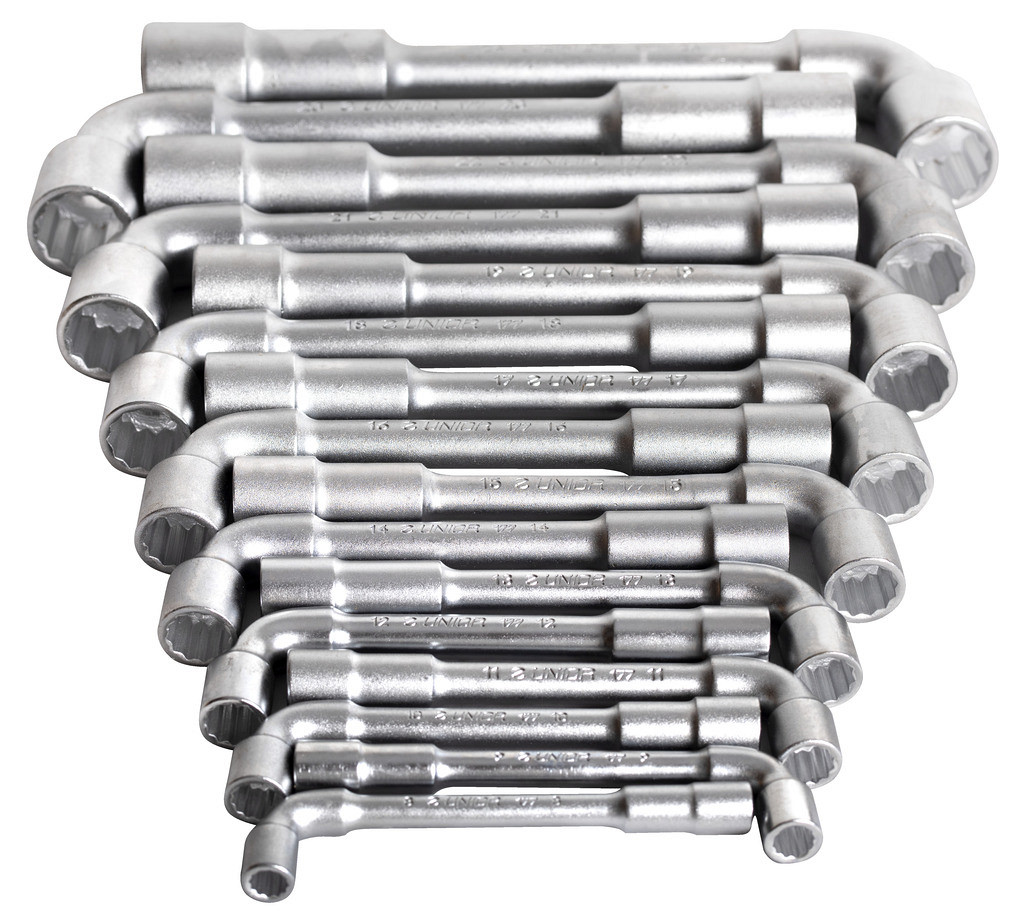 Garnitura dvostranskih upognjenih nasadnih ključev v kartonu