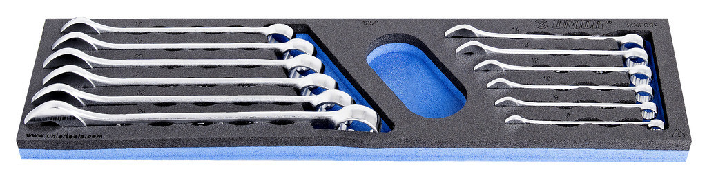 Garnitura kratkih viličasto obročnih ključev v SOS vložku