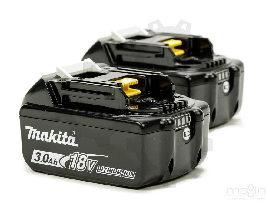 Akumulatorsko vrtalno kladivo SDS Plus MAKITA DHR202RFJ