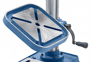 Namizni stebrni vrtalni stroj BERNARDO BM 25 T