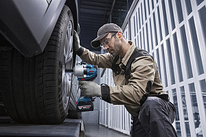 Akumulatorski udarni vijačnik GDS 18V-780