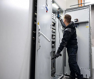 Preizkuševalec napetosti EXPERT EXVT1000-17