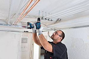 Akumulatorski udarni vrtalni vijačnik GSB 18V-65