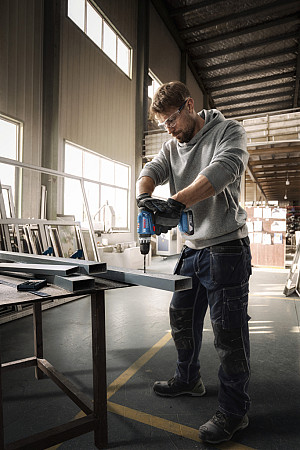 Akumulatorski udarni vrtalniki/vijačniki GSB 18V-25