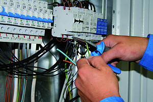 Klešče električarske, multifunkcionalne