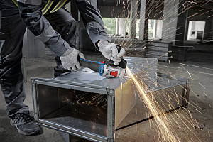 Akumulatorski kotni brusilnik s sistemom X-LOCK GWX 18V-8