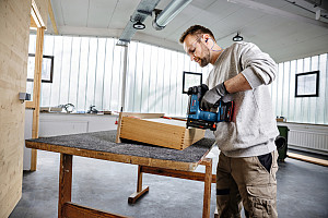 Akumulatorski žebljalnik za les GNH 18V-35