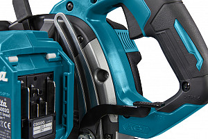 Akumulatorska ročna krožna žaga za kovino 40V XGT MAKITA CS002GZ