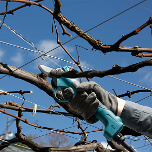 Akumulatorske škarje za obrezovanje MAKITA DUP180T001