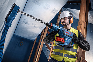 Akumulatorsko vrtalno kladivo s sistemom SDS max EXPERT EXBH18V-45