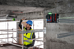 Linijski laser EXPERT EXLL18V-120-33CG