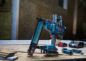 Akumulatorski spenjalnik za les EXPERT EXTH18V-50M