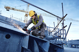 Kotni brusilnik EXPERT EXWS18V-15S