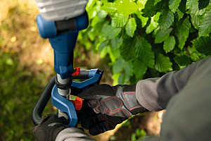 Akumulatorske škarje za živo mejo GHE 18V-50FP