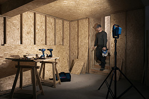 Brezžična svetilka za uporabo na gradbišču GLI 18V-3000