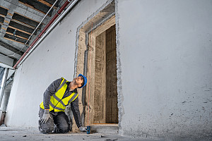 Laserski merilnik razdalj BOSCH GLM 40-31