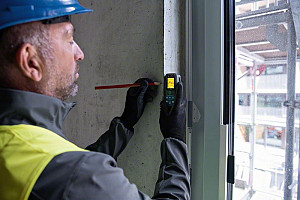 Laserski merilnik razdalje BOSCH GLM 50-25 G