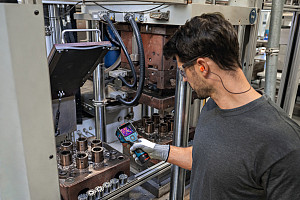 Toplotna kamera BOSCH GTC 12V-450-13+ GBA 1