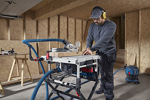 Akumulatorska namizna krožna žaga GTS 18V-70