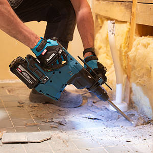 Akumulatorsko vrtalno kladivo SDS Plus 40V XGT MAKITA HR012GU201
