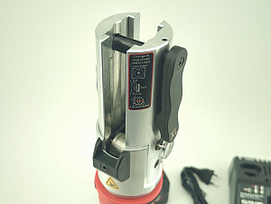 NOVOPRESS ACO203XL BT + 2x Baterija 5,0 Ah + Polnilnik