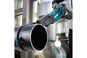 Akumulatorska sabljasta žaga 40V XGT MAKITA JR003GZ