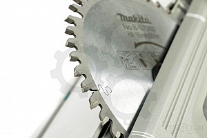 Potopna krožna žaga MAKITA SP6000JSET + Letev 1900mm