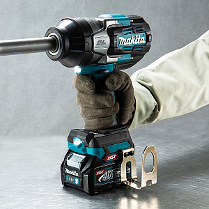 Akumulatorski udarni vijačnik 40V XGT MAKITA TW011GZ