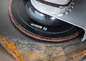 EXPERT N880 plošča iz flisa za ekscentrične brusilnike, 150 mm, srednja A