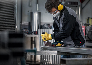 EXPERT N880 zvitek iz flisa za ekscentrične brusilnike, 150 mm, za splošne namene XS