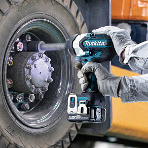 Akumulatorski udarni vijačnik 18V LXT MAKITA DTW1005Z