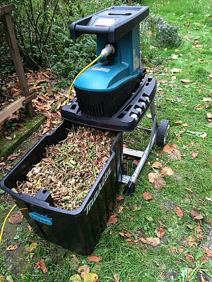 Drobilnik vej MAKITA UD2500