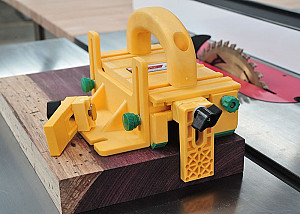 MicroJig kick-back protection set