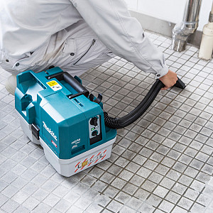 Akumulatorski kompaktni sesalec puhalnik 40V XGT MAKITA  VC014GLZ